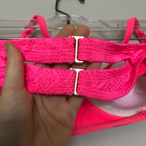 Pink bikini - Picture 5 of 5